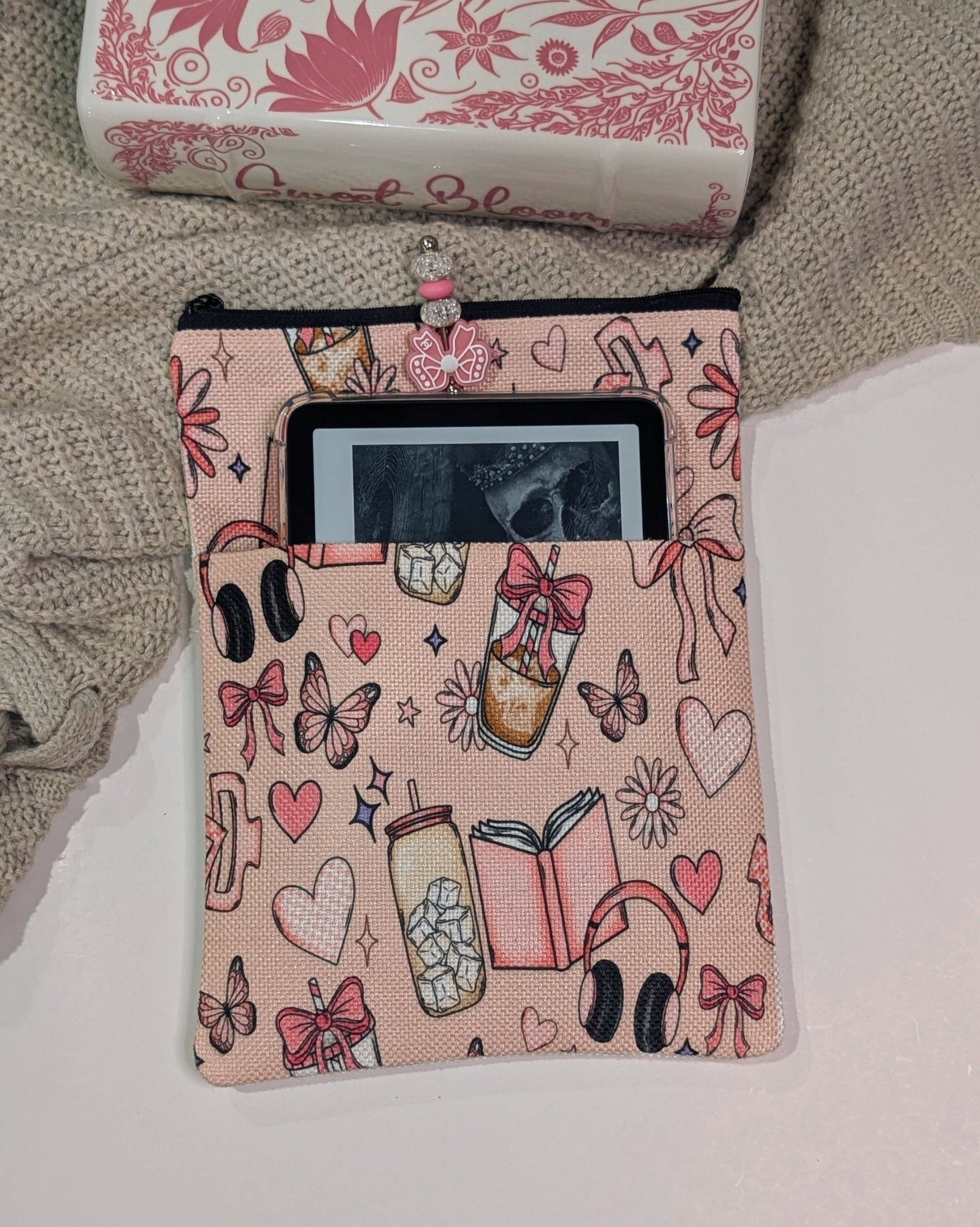 The Gift Genie LLC - Wholesale Bookcase - Book & Kindle Sleeve7