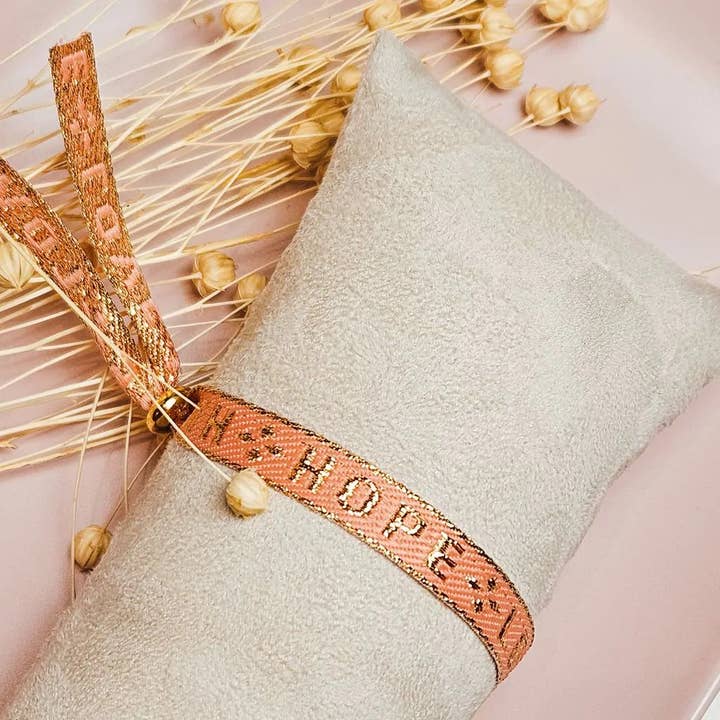 Pulsera de cinta Hope Love Faith para venta al por mayor de Ibiza Boutique