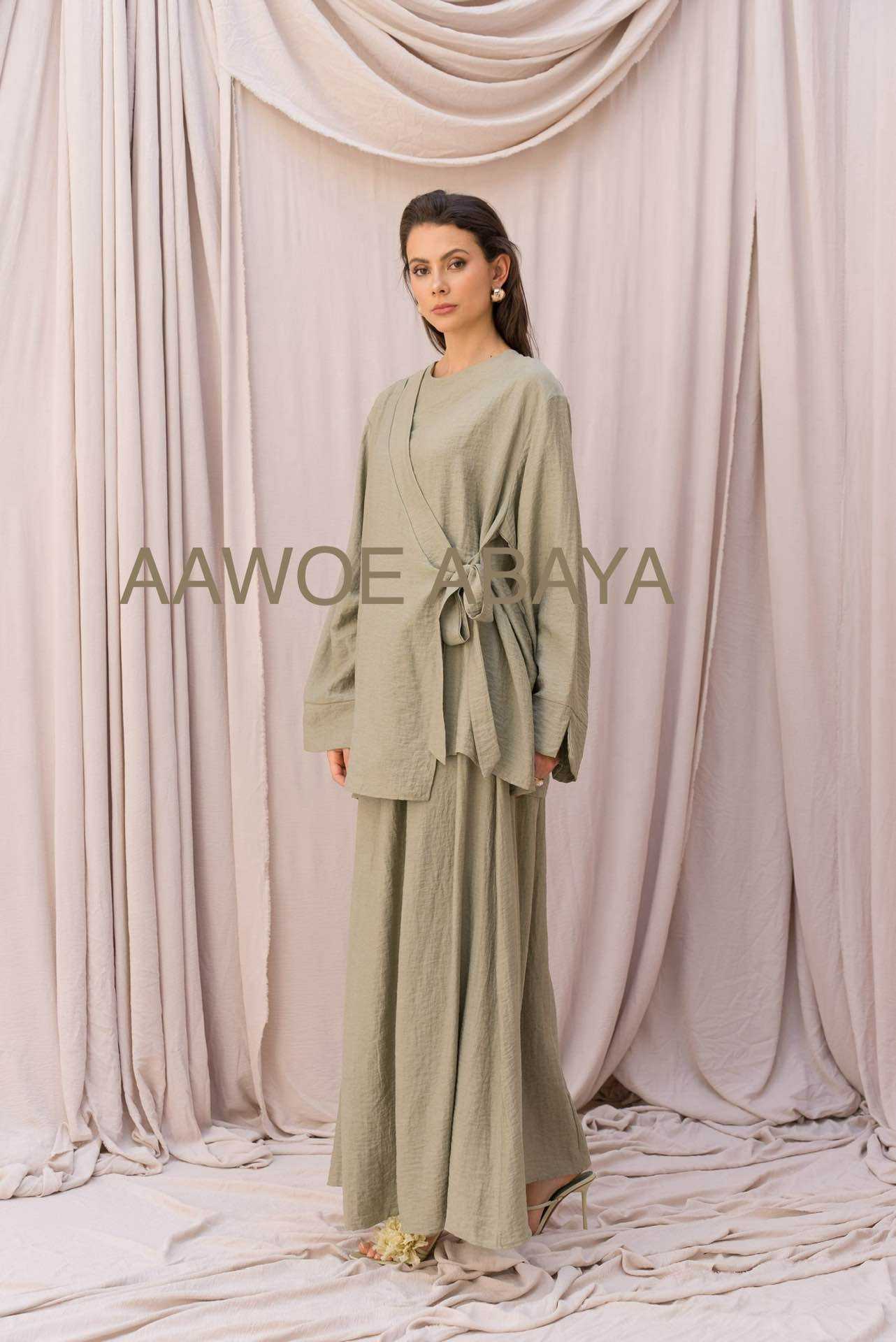 Aawoe Abaya - Wholesale Tops Set - Women's - Chic Set with Long Sleeves - 2422-EN8