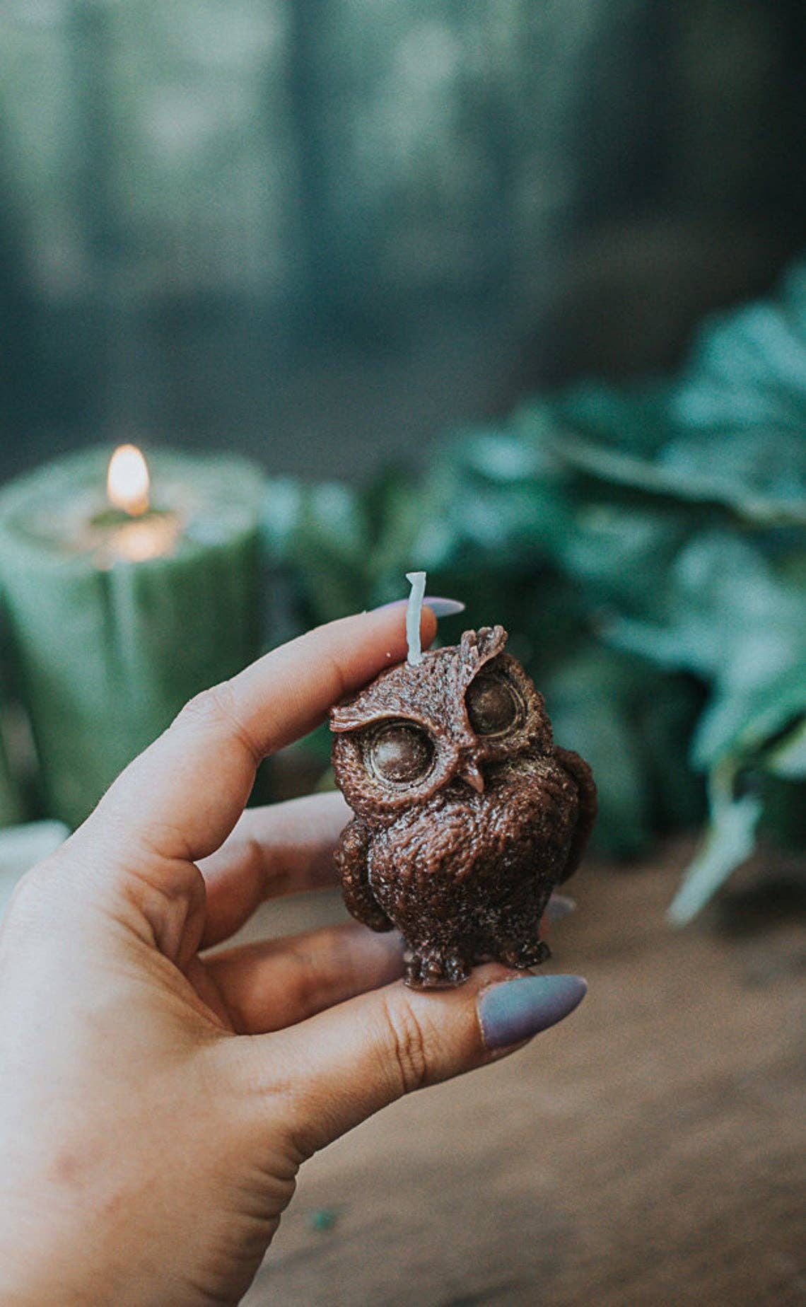 Costurero Real - Vendita all'ingrosso Candele regalo - Cottagecore, candela marrone a forma di gufo, profumo di frutti di bosco2