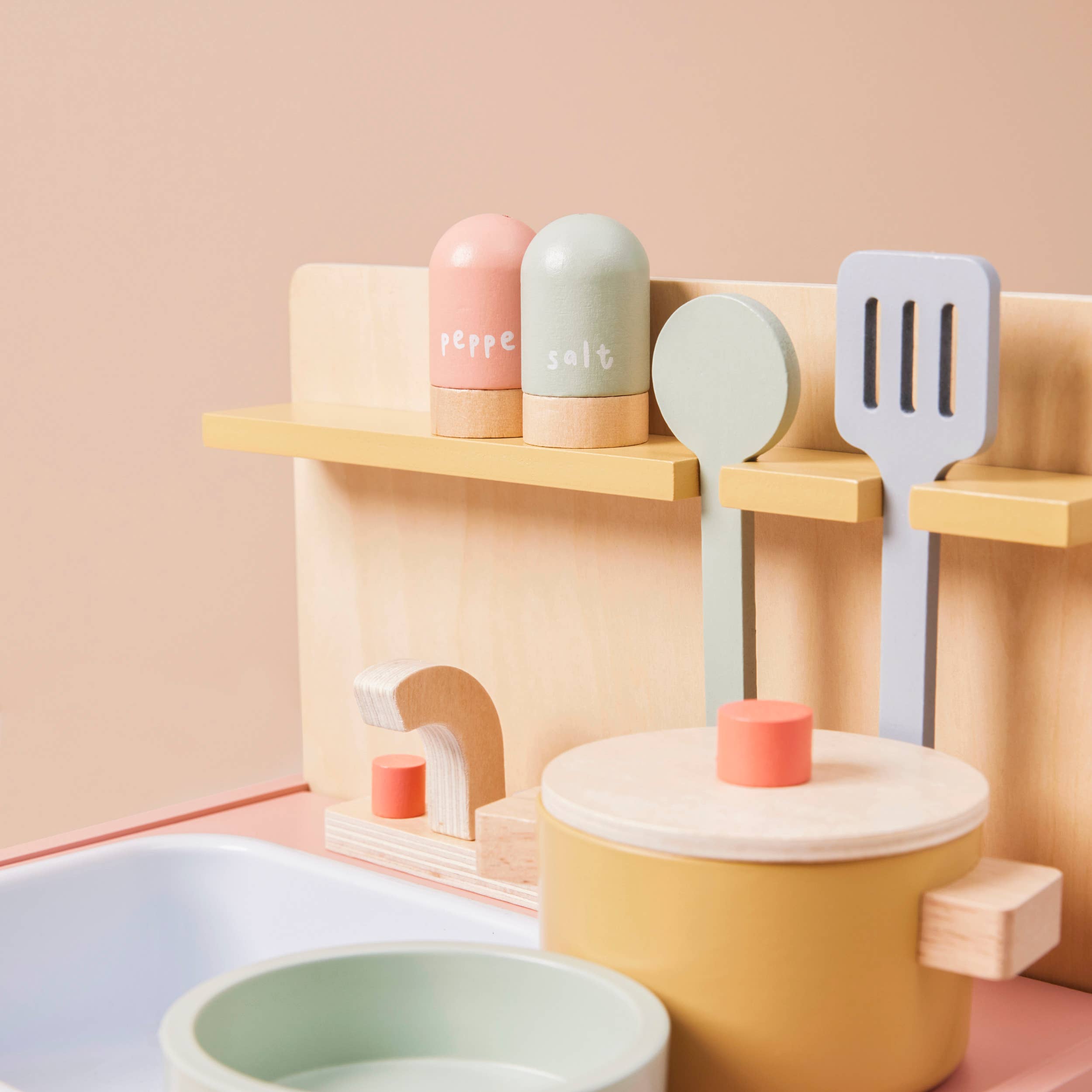 Just Bee Kids – Conjunto de brinquedos - Crianças por atacado – Cozinha de Mesa de Madeira Just Bee Kids (FSC)2