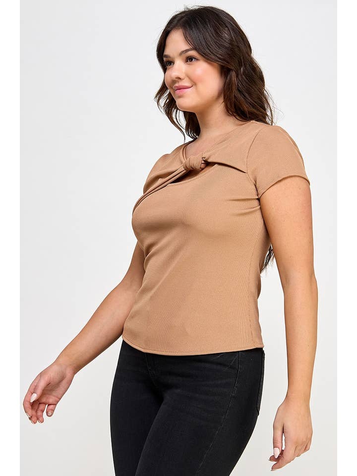 Haute Fox Plus Size & Contemporary – wholesale Knit top – Women's – Plus Size Asymmetrical Cut Out Short Sleeve Top JK18676-T3