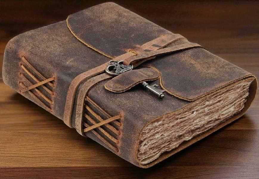 Leatherooze – wholesale Journal och dagbok – Handgjord läderdagbok med nyckel: Rustik resedagbok med rivna kanter4