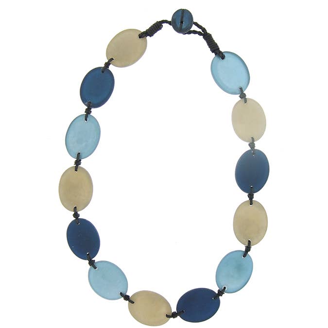 halskæde i skal i harpiks for engroshandel hos Culture Mix