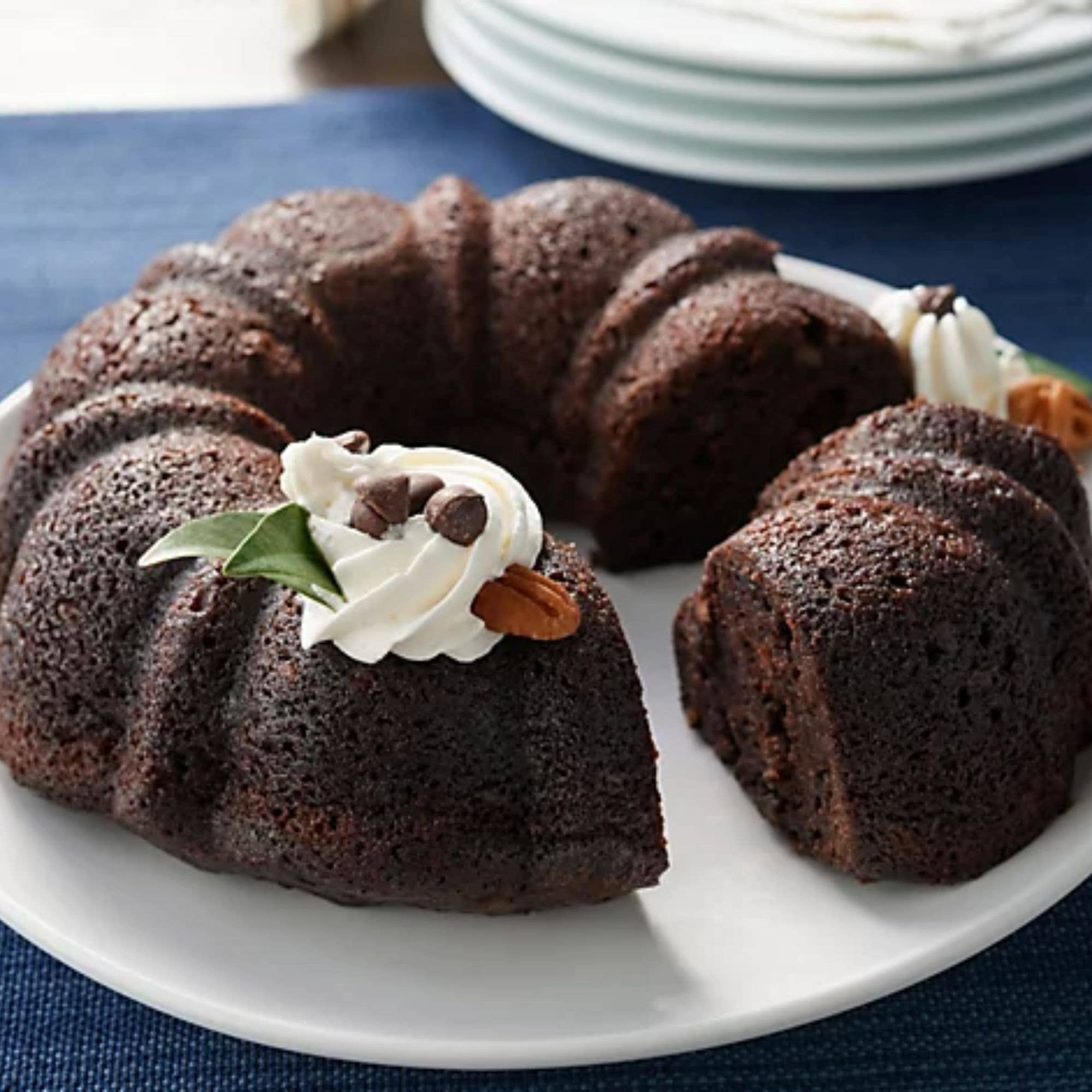 Dockside Market – Engroshandel Kage – Dockside Market-Dobbelt chokoladechip Mini bundt-4oz3