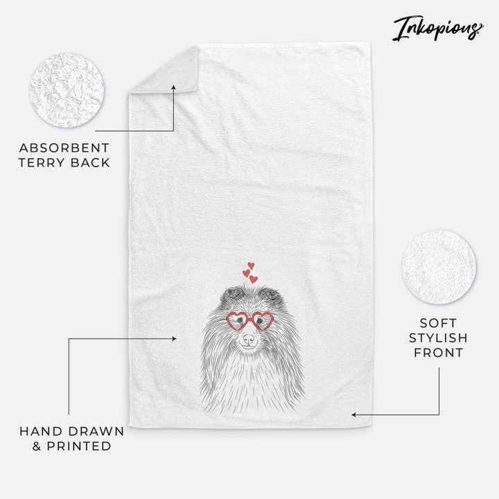 Essuie-mains Moxie the Shetland Sheepdog pour la vente par Inkopious