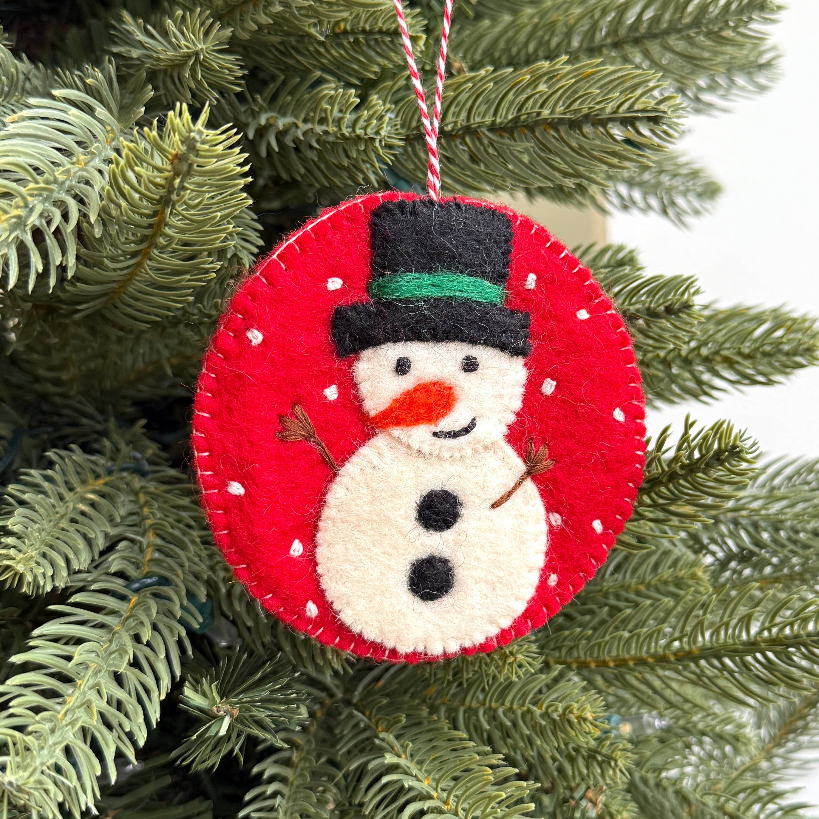 Ornaments 4 Orphans - Vente Objets de décoration - Lot de décorations en forme de cercle, décoration de Noël en laine feutrée 7