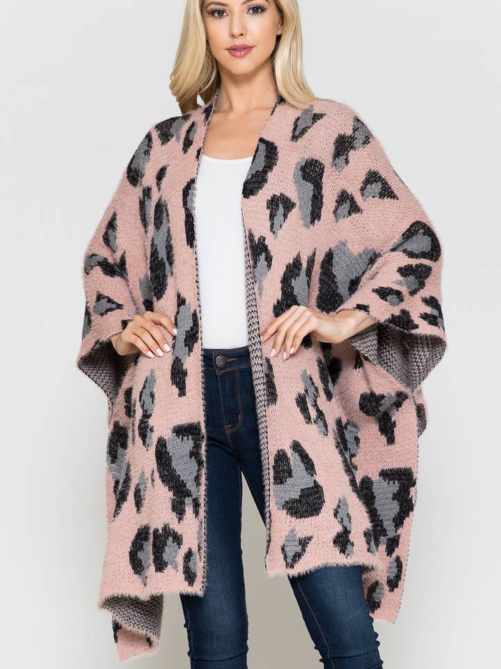 Chloe's Leo || Eyelash Detailed Leopard Print Kimono for wholesale by Justin & Taylor