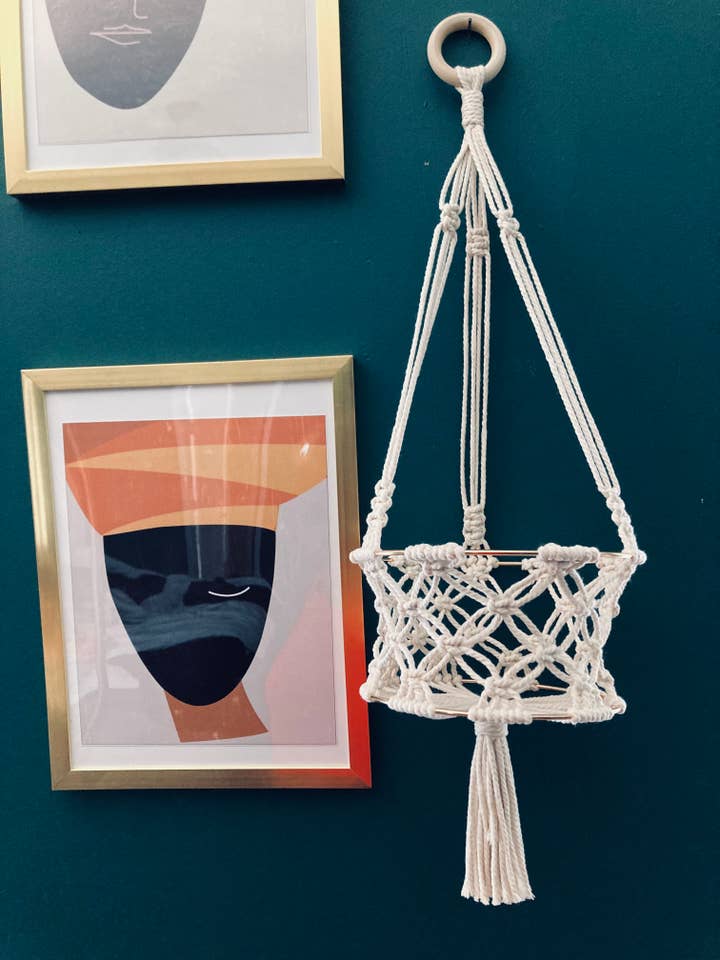 Makramee-Obstkorb oder Pflanzgefäß (Natur) für den Großhandel von Abena Designs