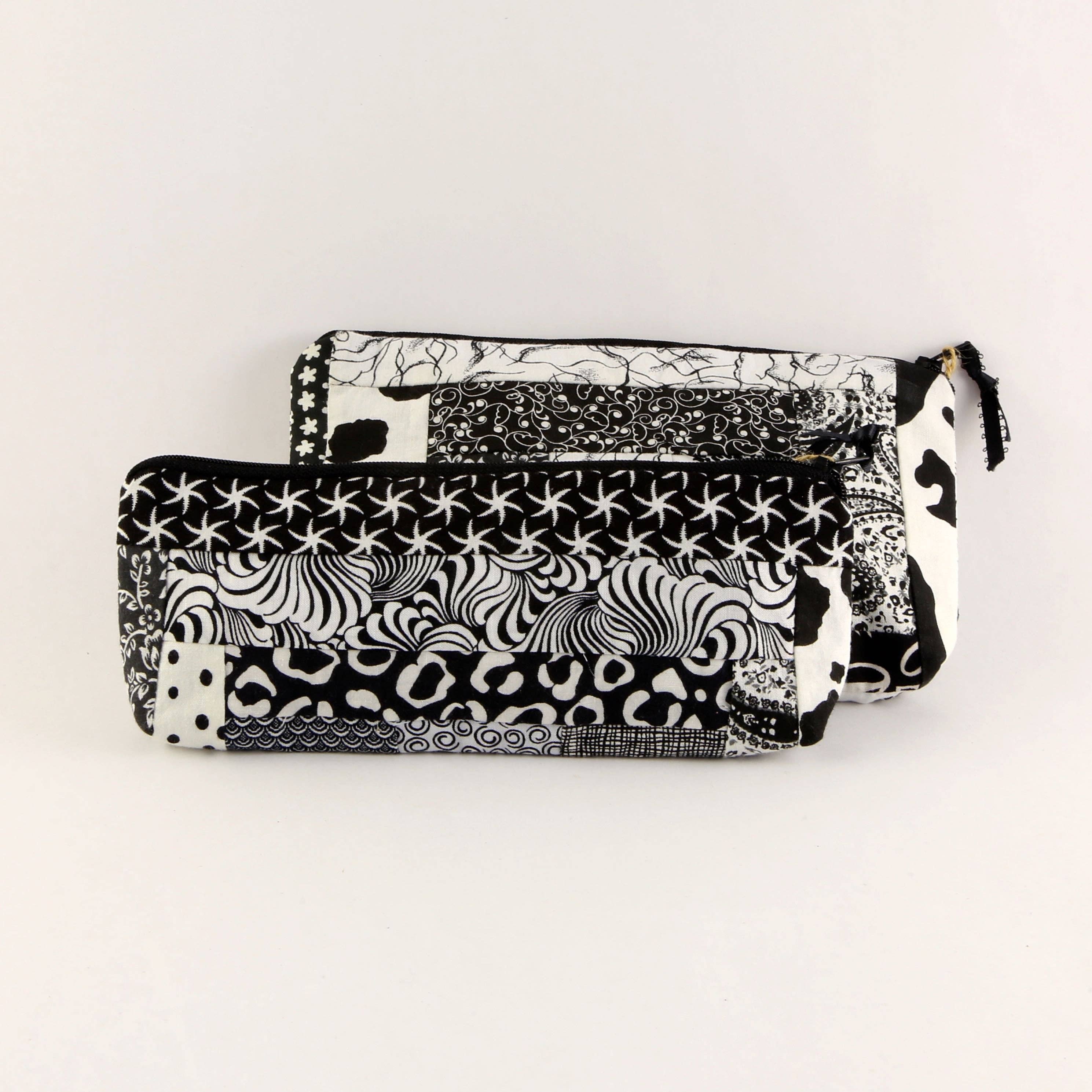 Atizan Goods by PeaceQuilts - Wholesale Pouch - Women's - 'Kwilt Fou' Quilted Zipper Pouch Set3