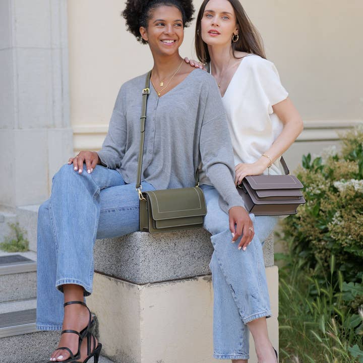 AALLYN – Großhandel Umhängetasche - Damen – Ingrid Umhängetasche - Leder29