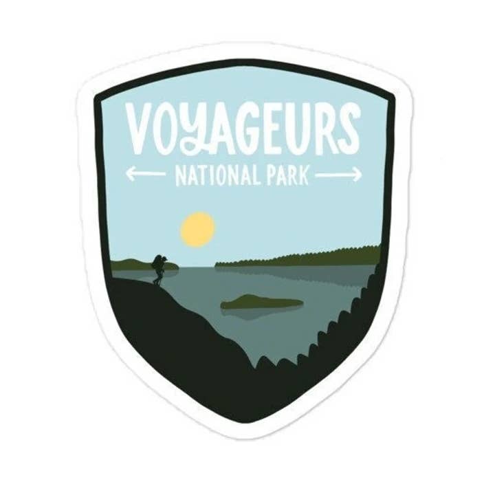 Voyageurs Nationalpark Vejrbestandigt Klistermærke for engroshandel hos Colleen Goldhorn Creative Co