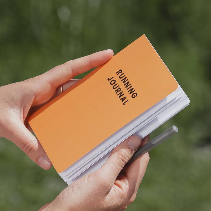 Diario per corsa - Registro attività, regalo per runner per la vendita all'ingrosso da parte di Wildly Supply Co.