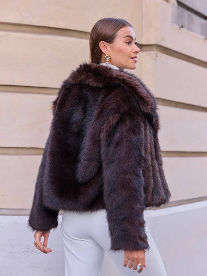 Frime - Wholesale Fur/Faux Fur Coat - Women's - Short faux fur puffer jacket - 88115