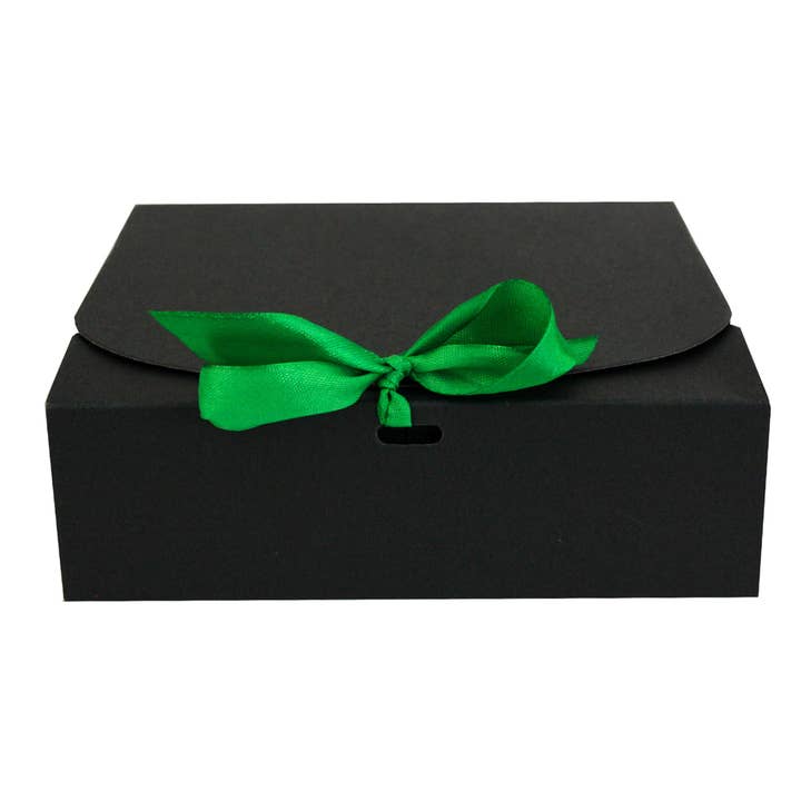 Emartbuy - Venta al por mayor Caja de regalo - Caja negra con cinta verde - Paquete de 12 - 24 x 24 x 5 cm1