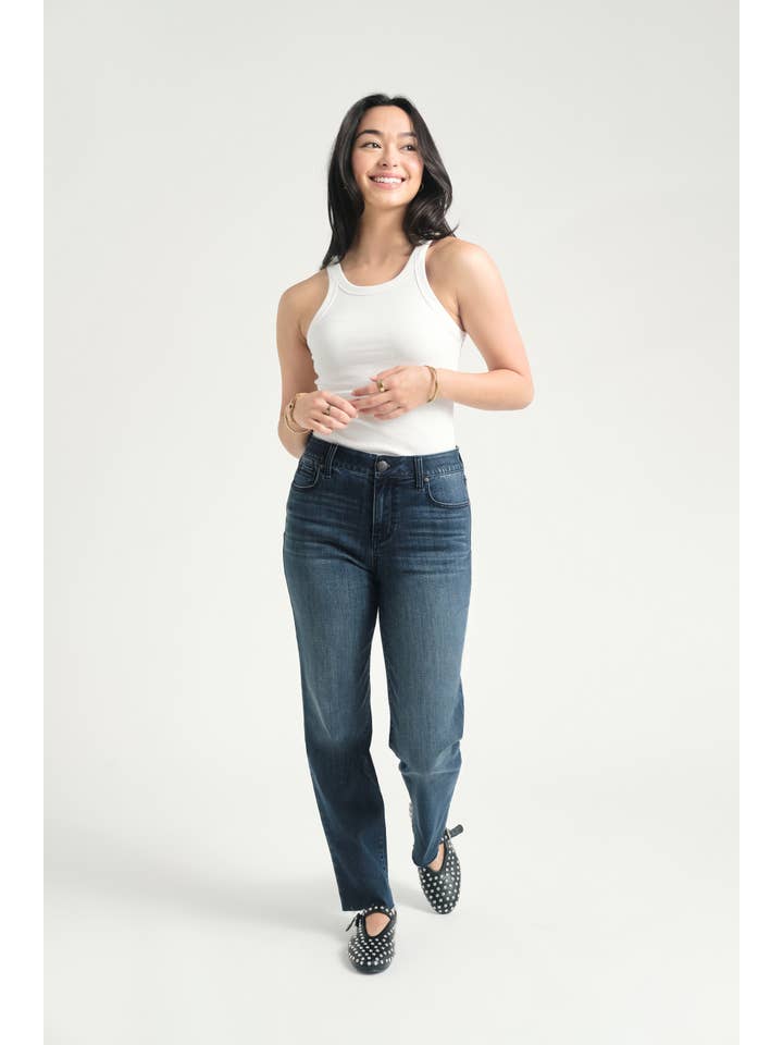 1822 Denim - Wholesale Jeans - Women's - 30" Shapewear Straight Leg Jean w/ Raw Hem in Grayden9