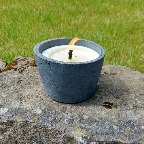 Pure black Outdoor Candle for wholesale on Faire1