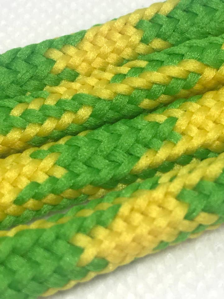 Lacci ibridi verde lime e giallo per la vendita all'ingrosso da parte di The Shoelace Factory