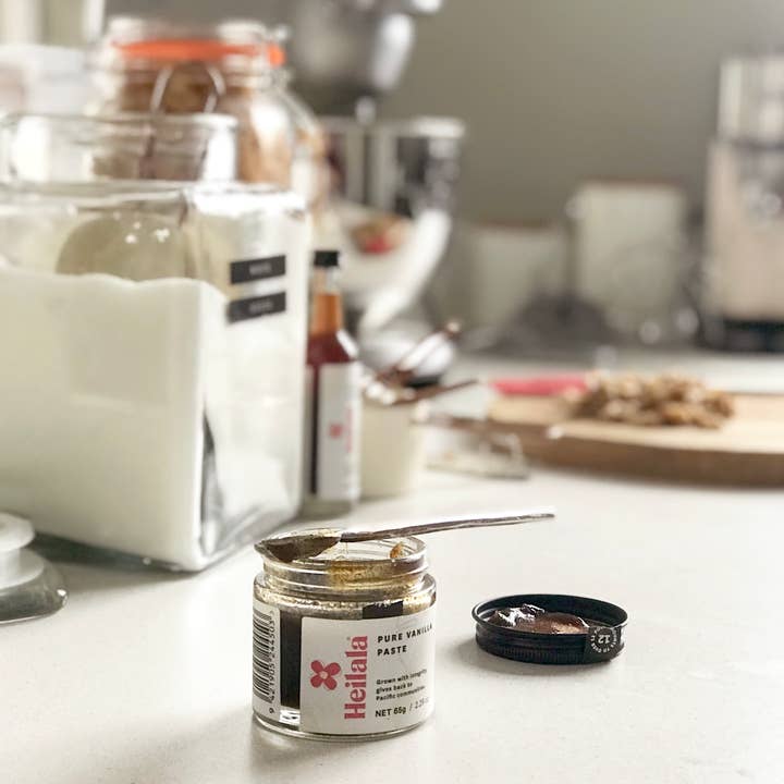 Heilala Vanilla - Wholesale Vanilla/Fruit Extract - Heilala Pure Vanilla Paste 2.29 Oz2