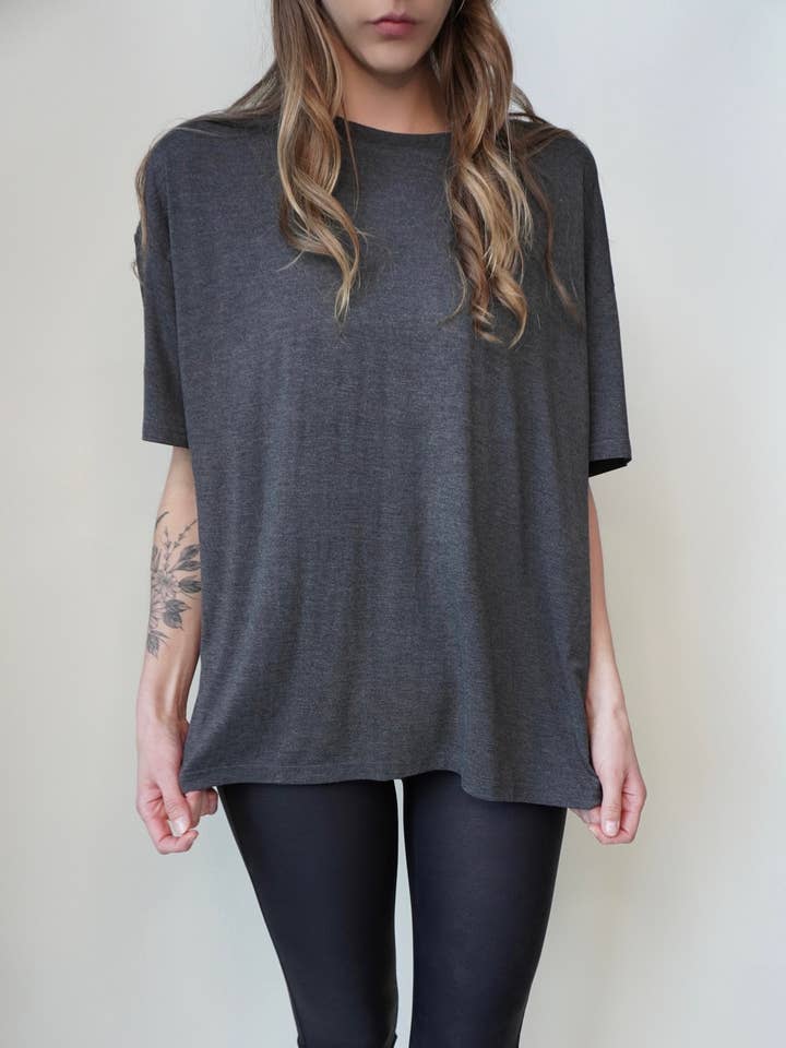 Kasia - Vente T-shirt – femme - T-shirt en bambou surdimensionné – Confort sans effort, style raffiné14