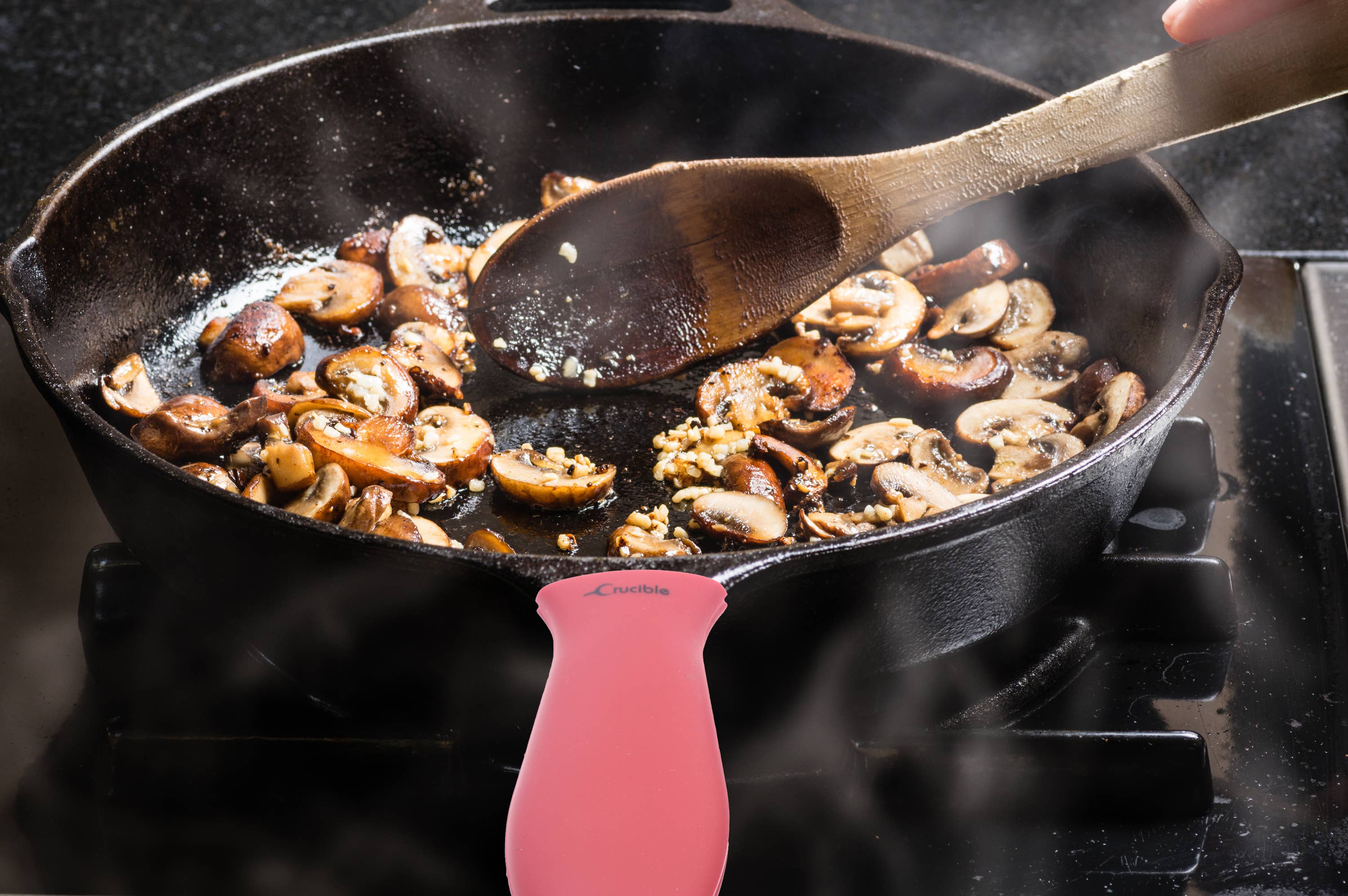 Crucible Cookware - Wholesale Cast Iron Skillet - 12-Inch Cast Iron Skillet Set (Pre-Seasoned)3