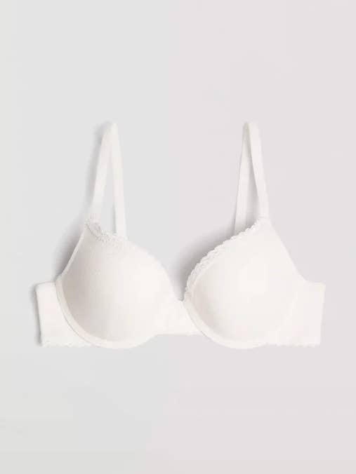 10,125 for wholesale by Ysabel Mora