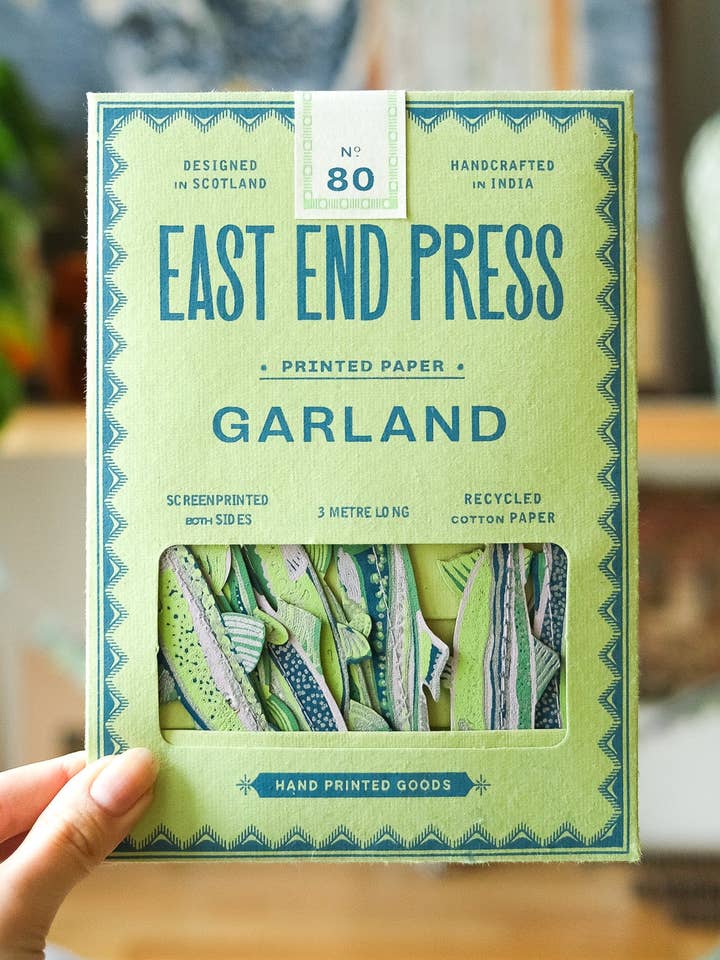 Délicieuses Anchois Guirlande Cousue pour la vente par East End Press