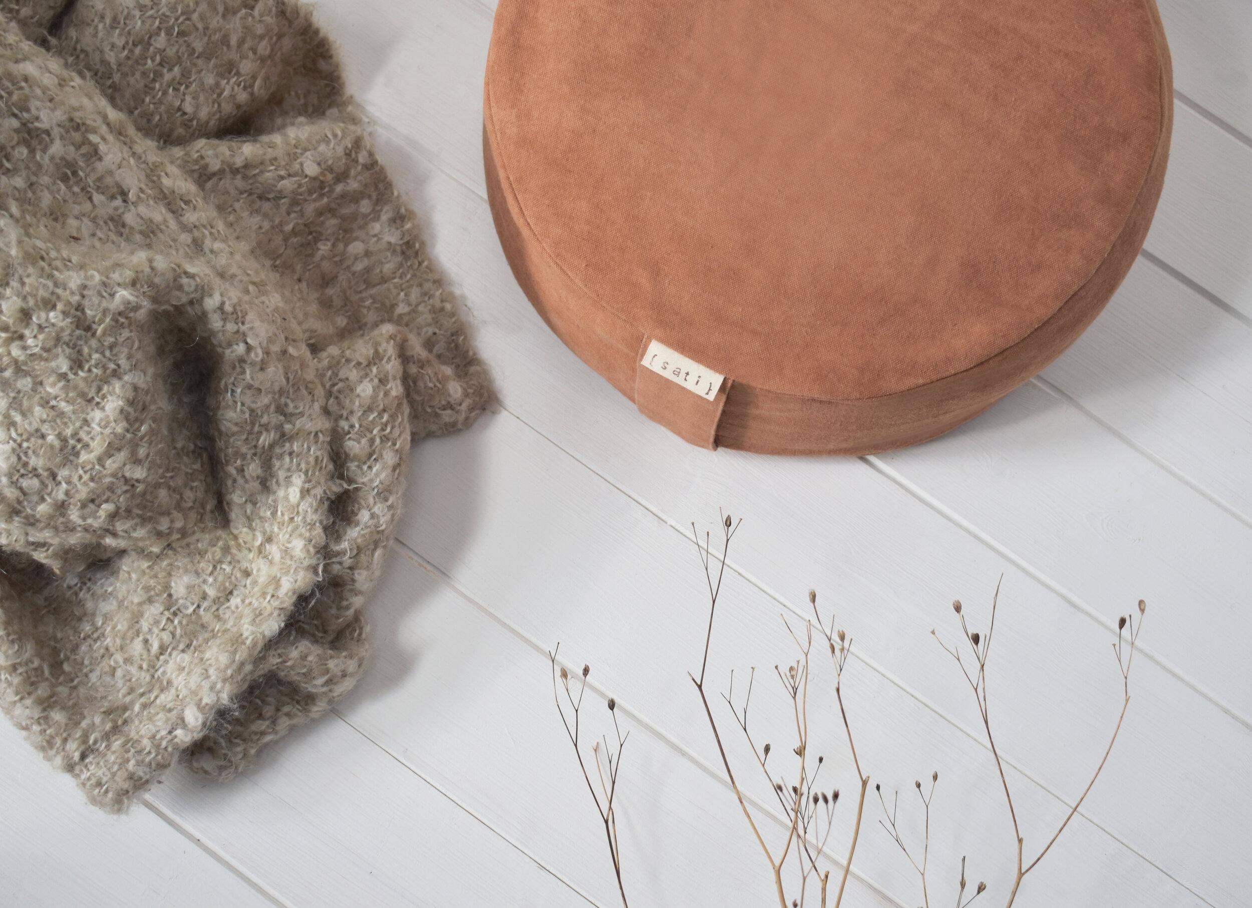 Sati – wholesale Meditation supplies – Meditation Cushion | Burnt Pink Zafu3