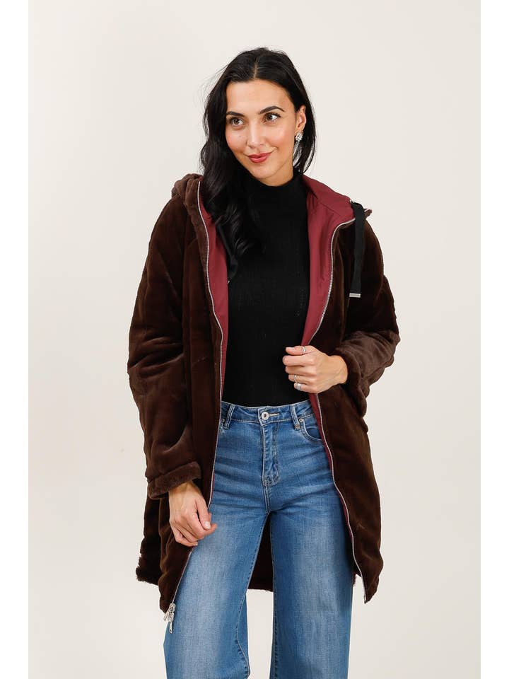 Attrait Paris - Wholesale Parka - Women's - Long hooded parka, reversible fur (Copy)13