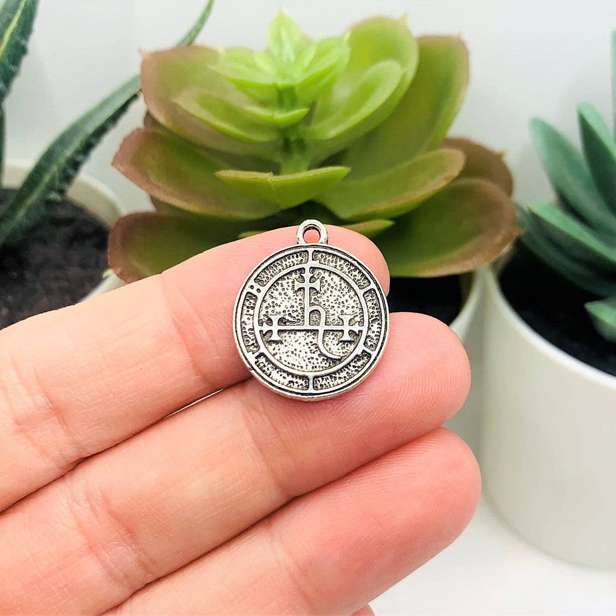 Guerrilla Charm - Wholesale Individual Charm/Pendant - Antiqued Silver Lilith Demon Sigil Pendant Charm, 18x20mm2