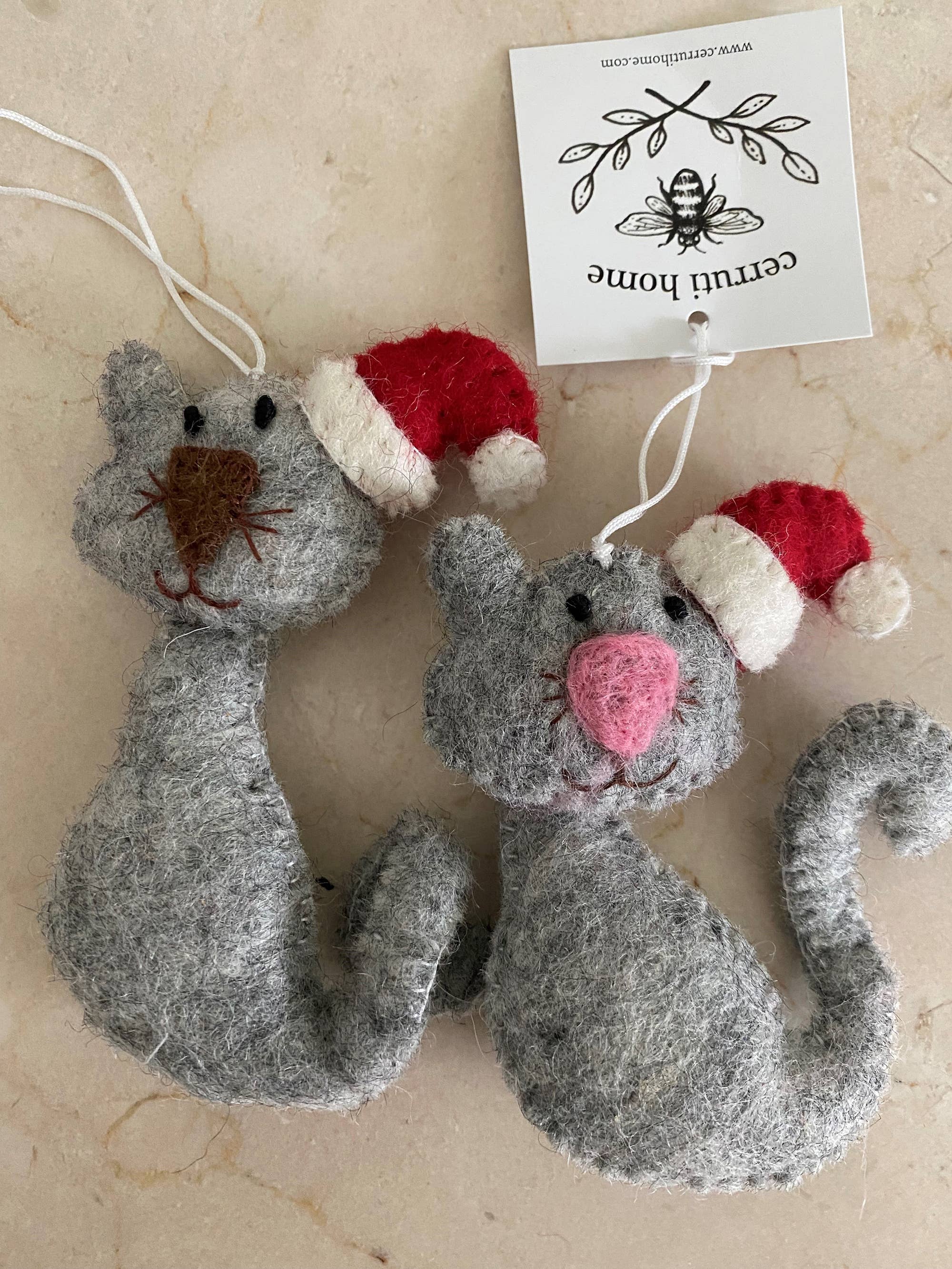 cerruti home – wholesale Ornament – Felted Wool "Christmas Cat" ornament, available in 5 Colors9