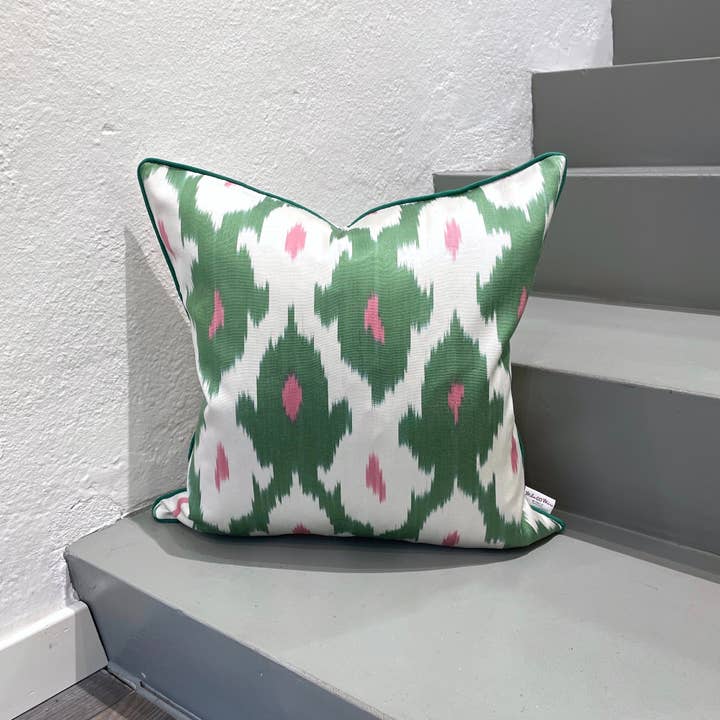 Mila∞Miro by Emelie - Wholesale Throw Pillow Cover - Silk Ikat Cushion Spring Green | Silk Ikat Pillow Spring Green