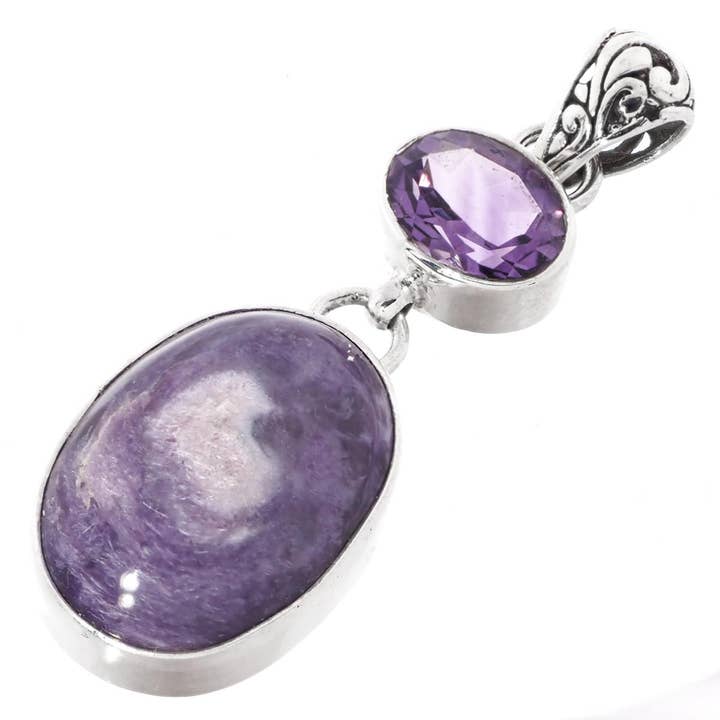 Colgante artesanal de plata de ley 925 con mineral de charoíta y gema de amatista. para venta al por mayor de FifiRose