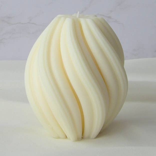 Swirl Candle for wholesale by SoyCandleNYC