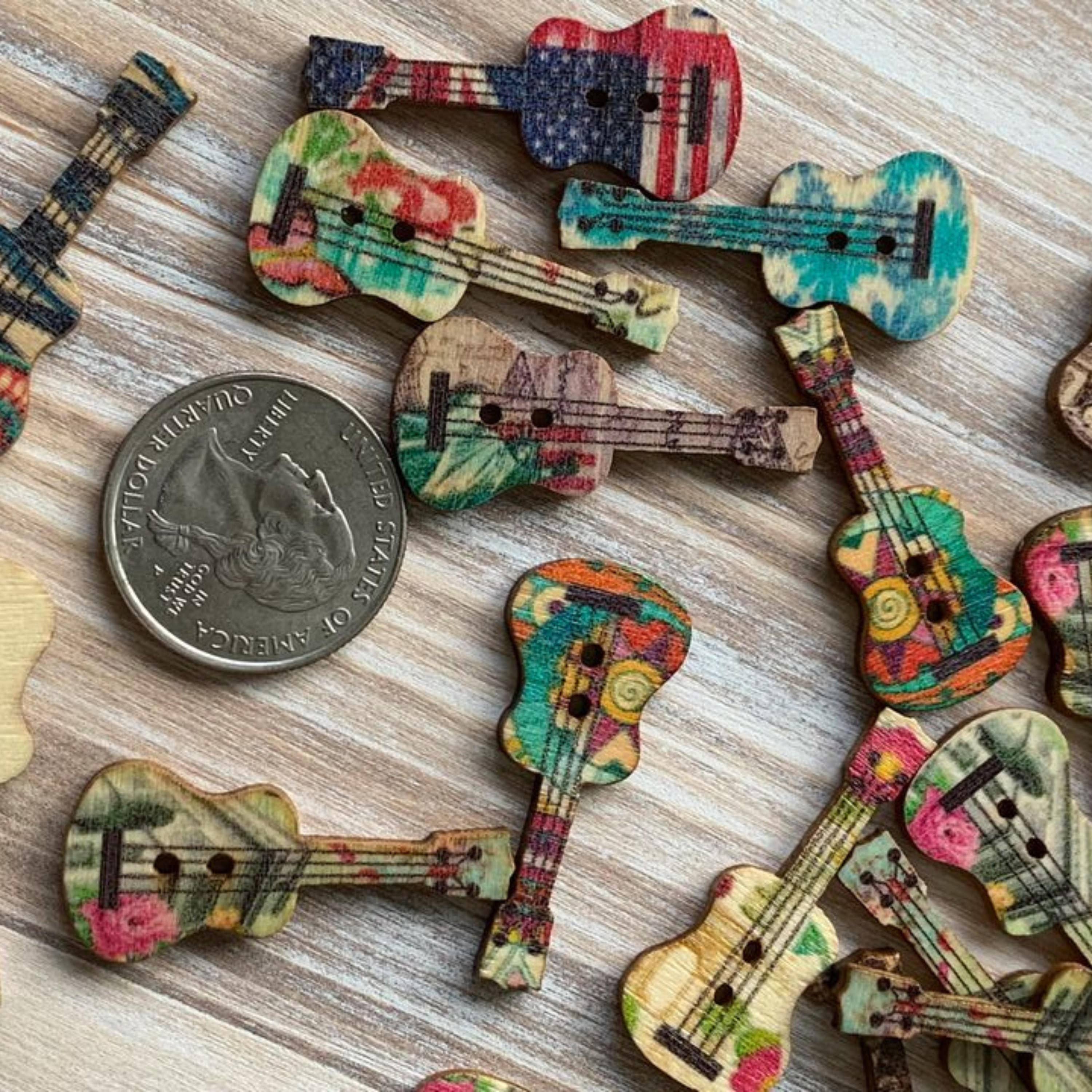 Magnifique Hearts – wholesale Sewing button/snap – Wooden Buttons, 1 Inch, Guitar Shaped Buttons, Assorted Styl4