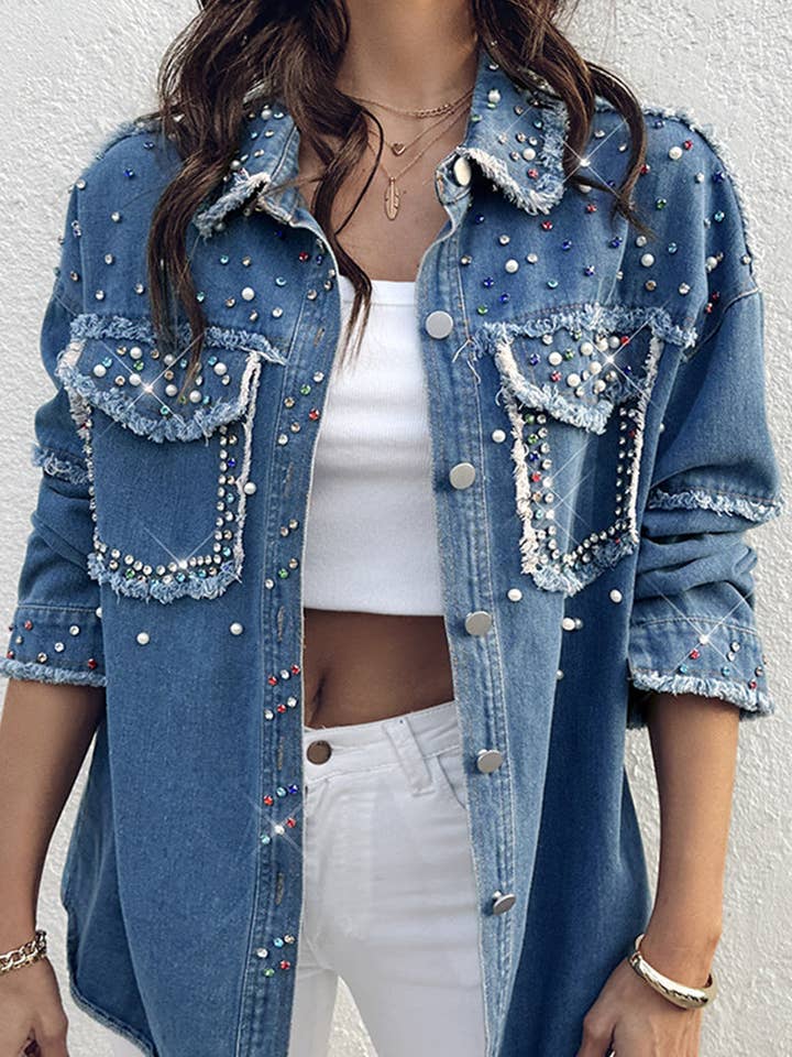 Giacca di jeans decorata con bordi sfrangiati per la vendita all'ingrosso da parte di Mccolin