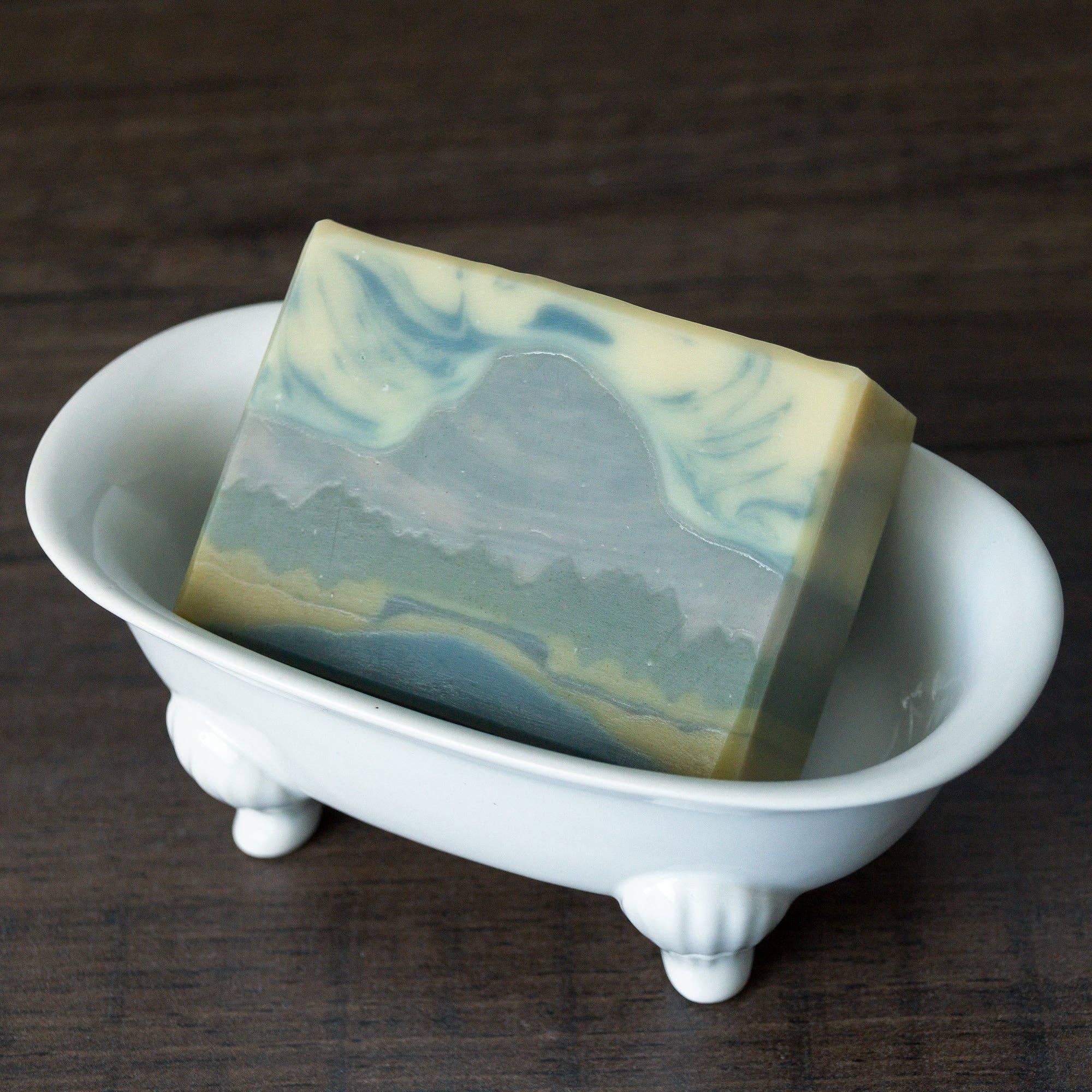 Delta Tule - Wholesale Bar Soap - Half Dome Soap // Lavender Geranium Lemongrass3