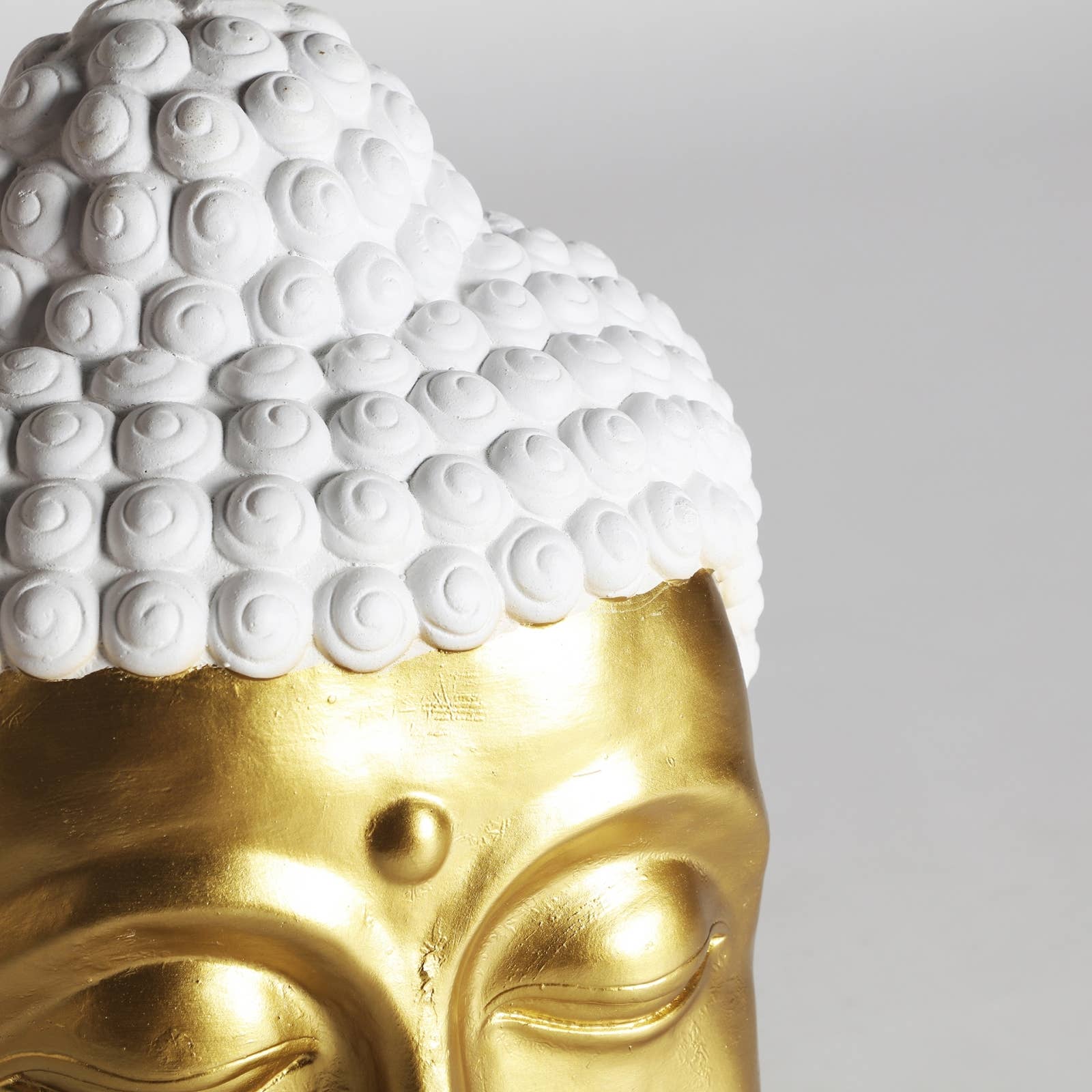 B&B - Vendita all'ingrosso Statuette decorative - Figura Buddha, in resina, di colore bianco, di 48x48x61 cm1