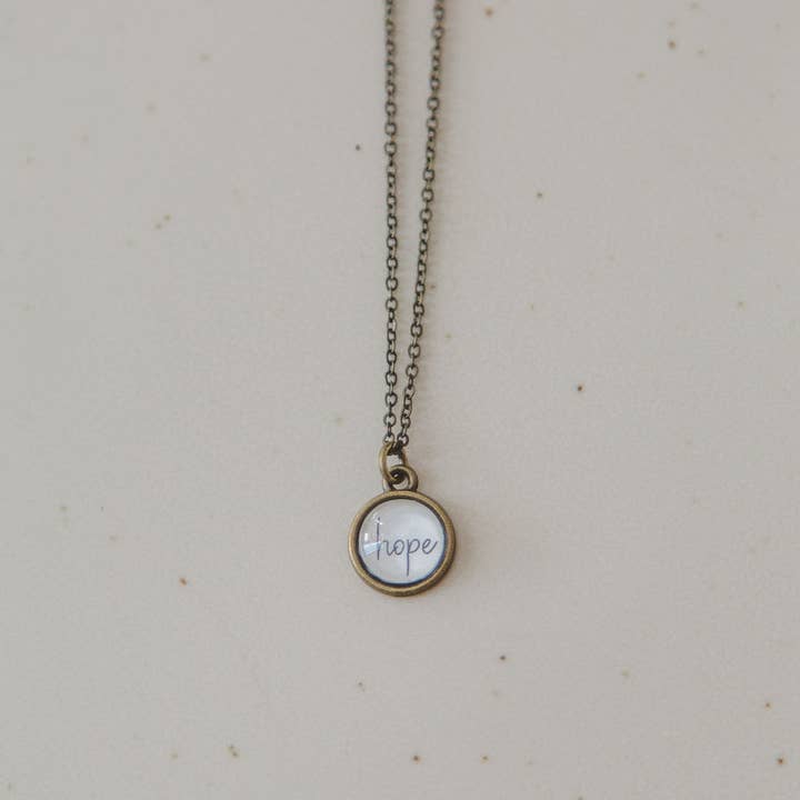 Collier Espoir pour la vente par The Vintage Sparrow