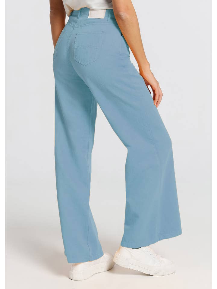 Blue CIMARRON Jeans|Extra Flare Low Box|Blue Inch Size for wholesale on Faire