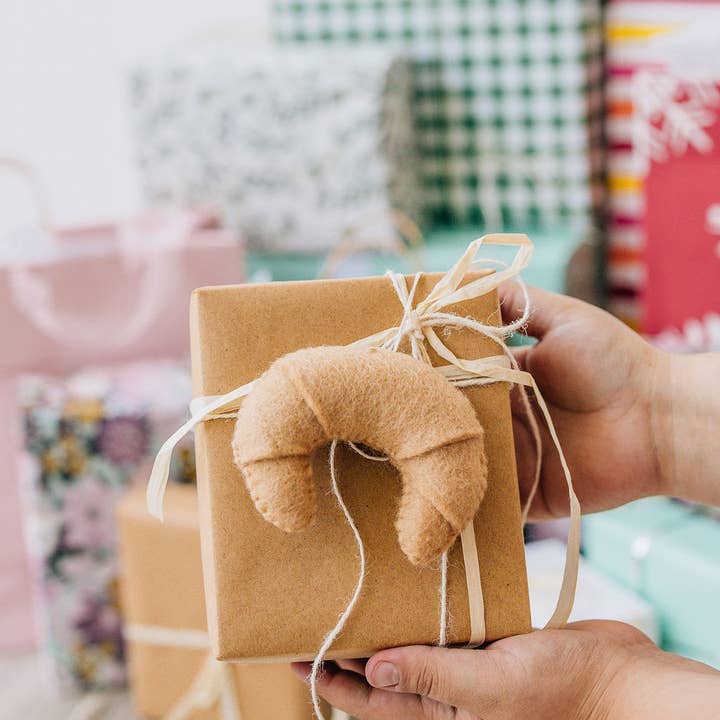 Nivas – wholesale Ornament – Handmade Croissant Felt Ornament