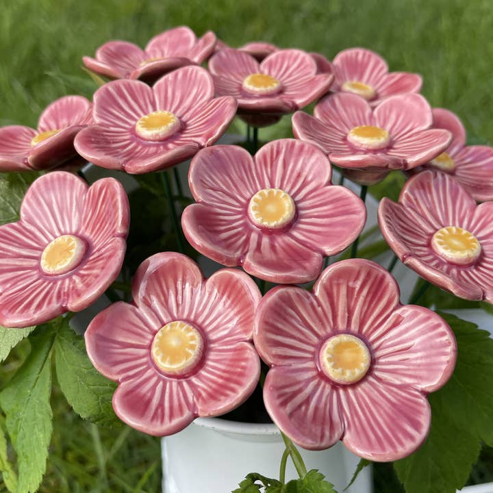 Pannonhem AB. - Wholesale Artificial Flowers - Ceramic Pink Plum blossoms,Plant stake1