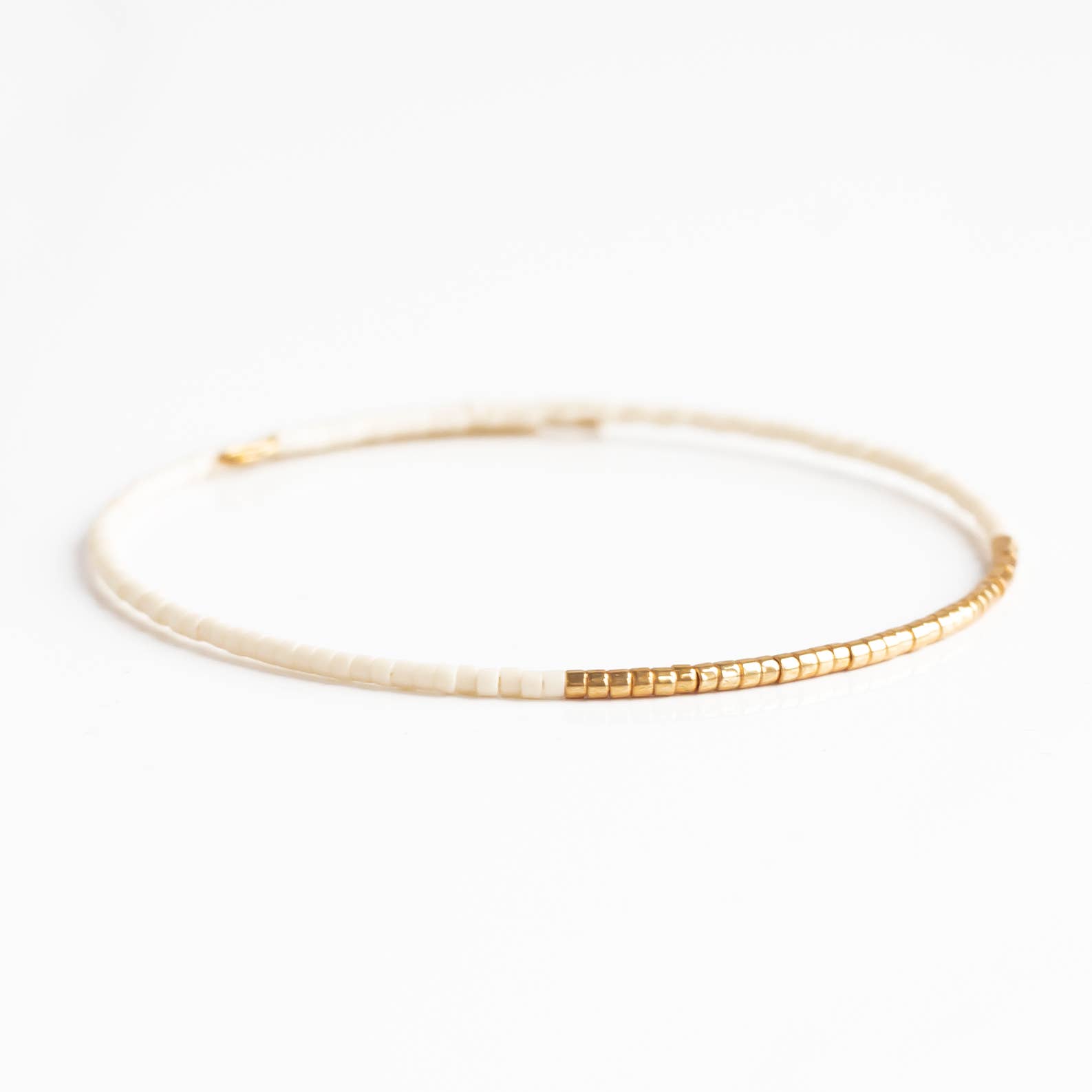 Lenny & Eva - Wholesale Armband - Norah Bangle-Ivoor | Kralenarmband | Fijne sieraden1