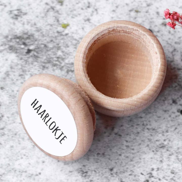 Boîte de conservation mèche de cheveux blanche pour la vente par Fien & Feau