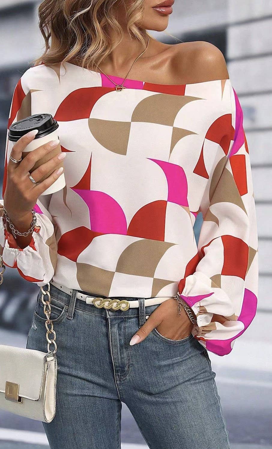 Miss Sparkling – Großhandel Bluse – Damen – Oberteil mit Laternenärmeln und geometrischem Druck1