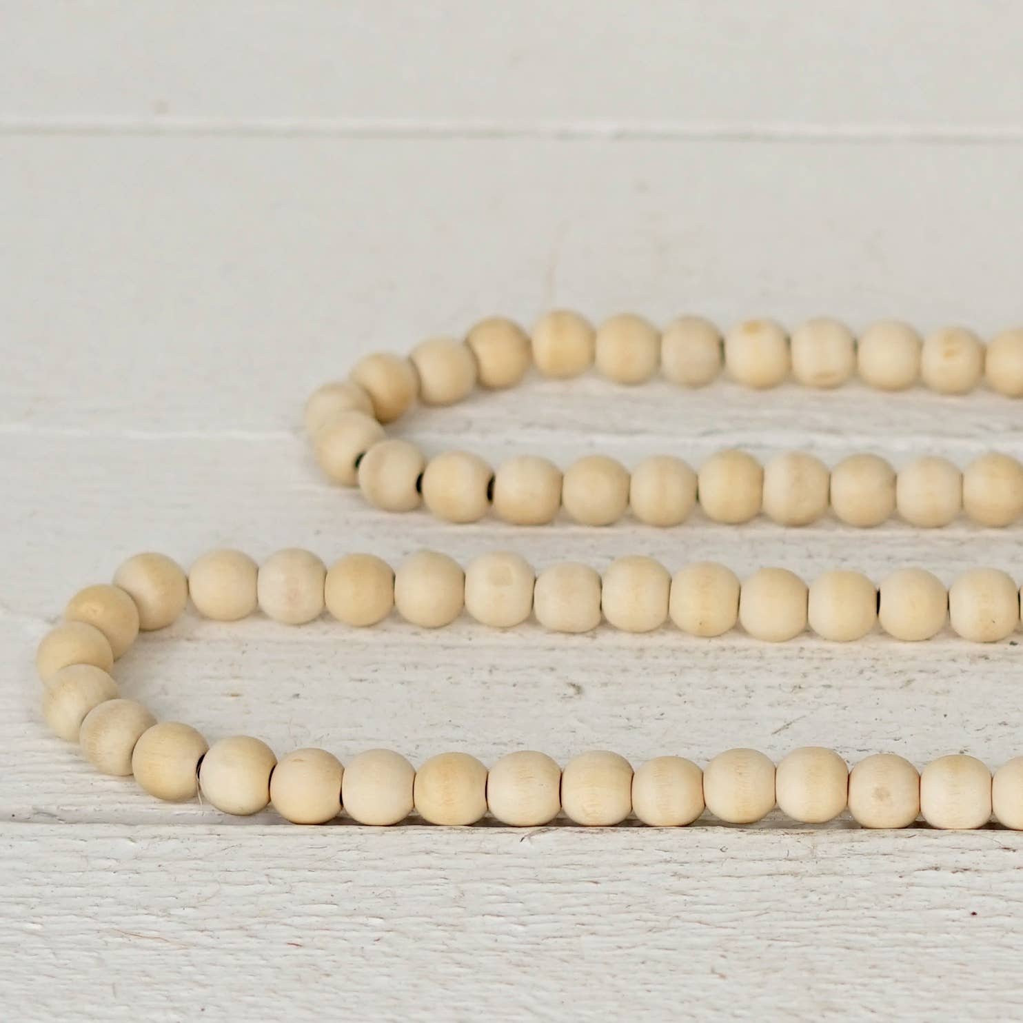 Holiday Depot Inc. - Wholesale Bunting/Garland - M29811- 5FT WOODEN BEADS STRING-NATURAL3
