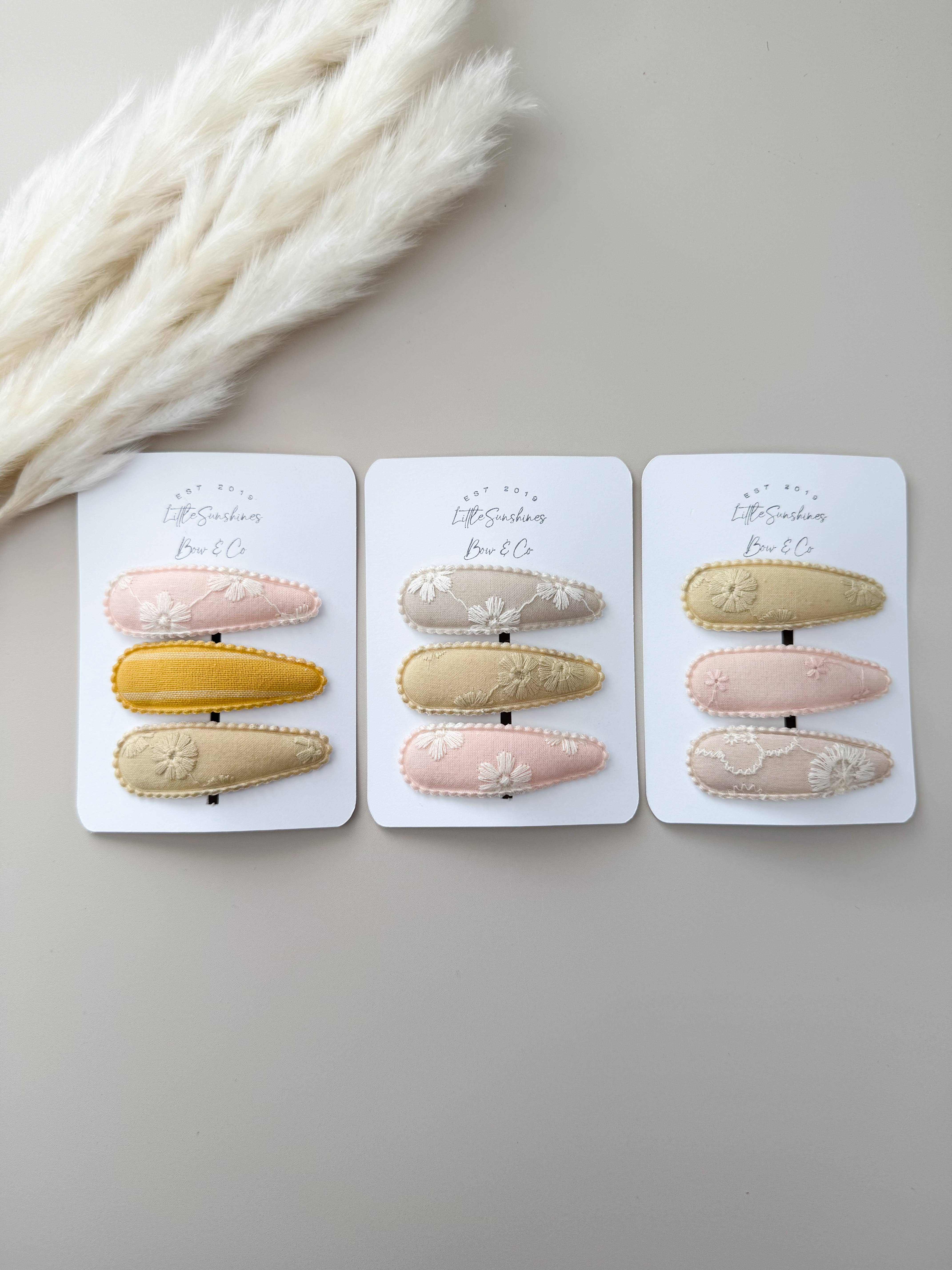 Little Sunshines Bow & Co - Wholesale Hair Clip - Kids - Lace Snap Clips- Set of 32