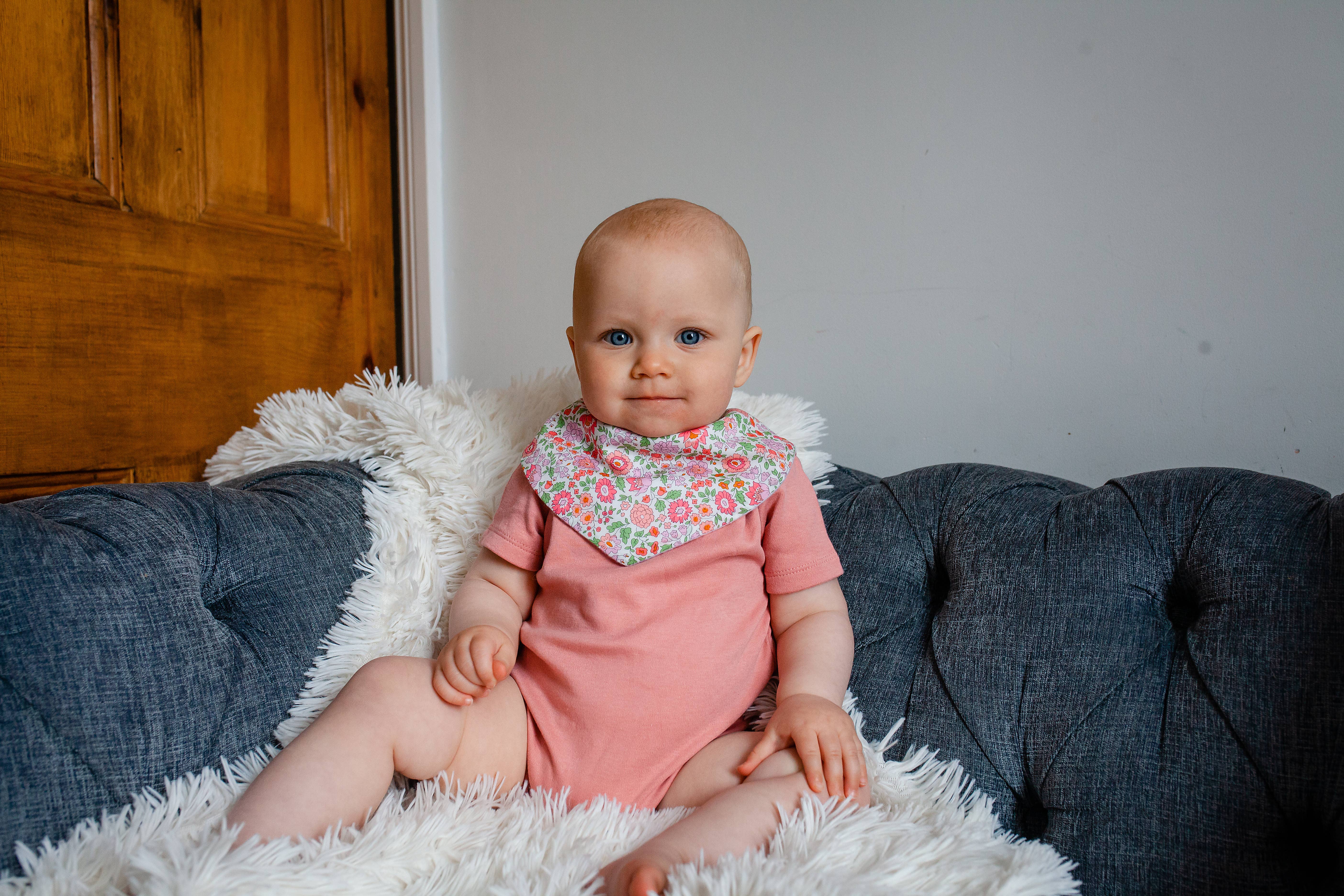 DRIBBLEBUSTER - Vente Bavoir - bébés - Salopette Liberty Dribble Danjo2