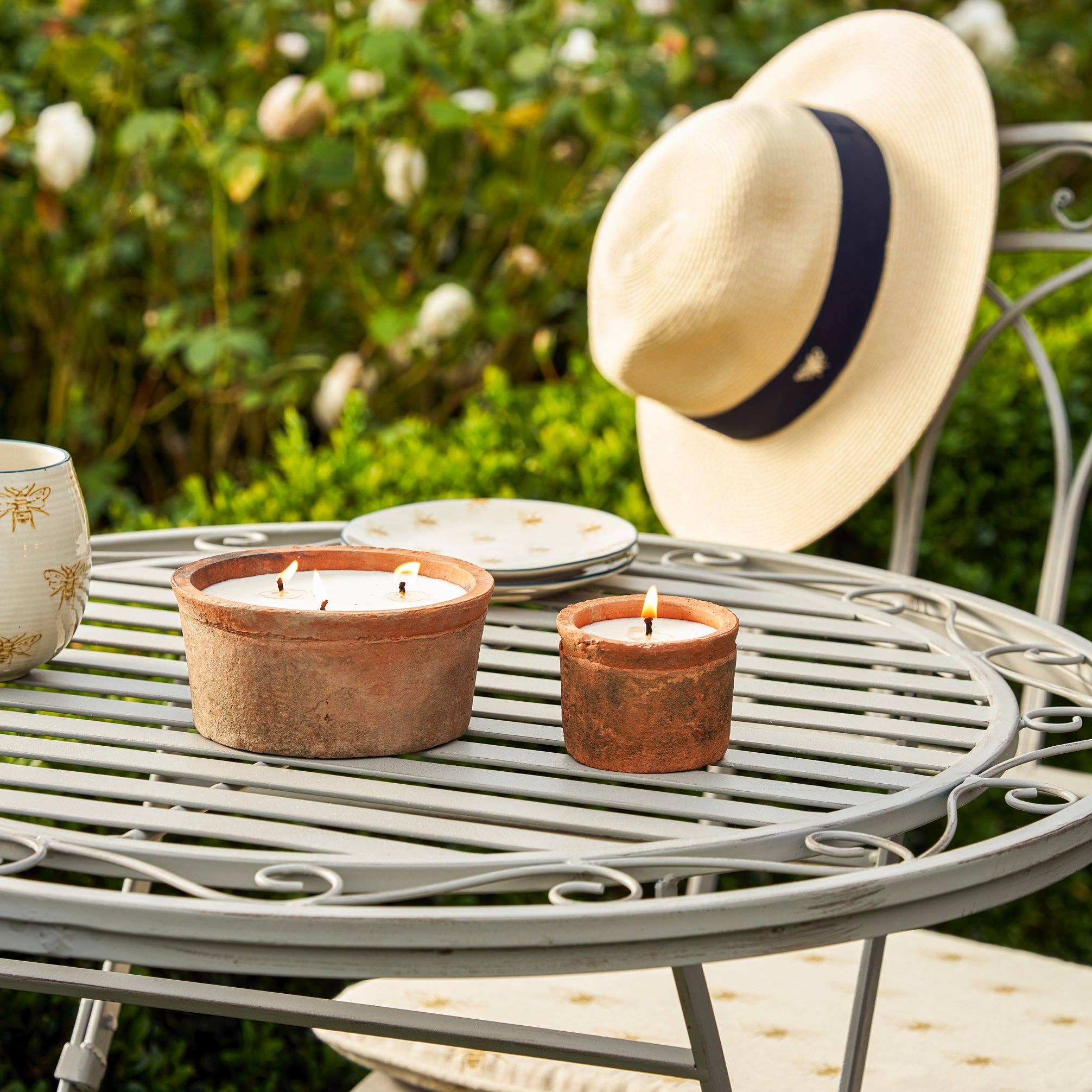 Sophie Allport – wholesale Outdoor candle – Honey Spiced Lavender & Citronella Candle0