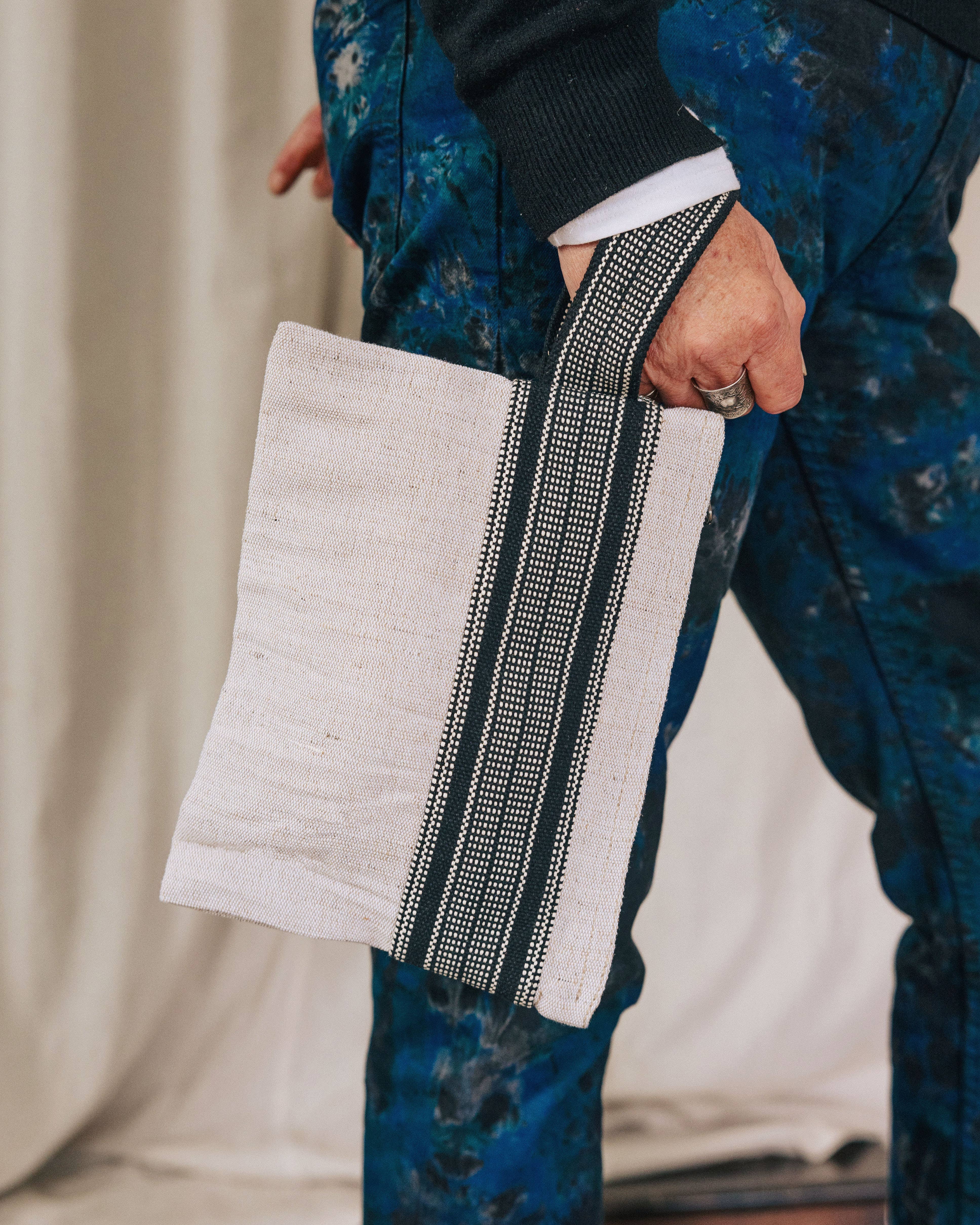 Will & Atlas - Wholesale Wristlet - Wristlet Clutch Bag, jute / Belleville Pouch Black, 3 sizes3